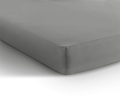 Het waterdichte hoeslaken van enkel jersey biedt veilige bescherming voor je dekbed.