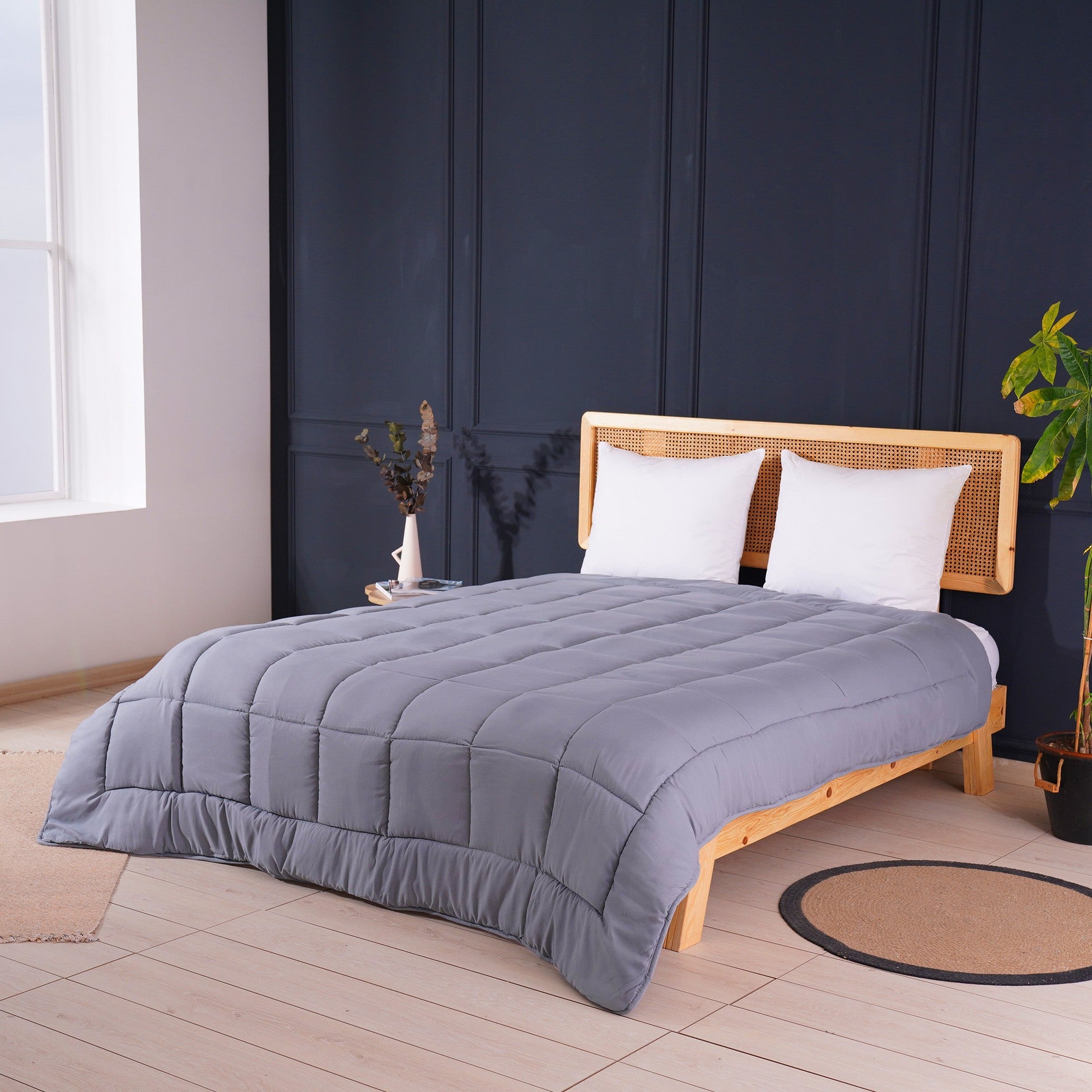 Het stijlvolle dekbed van Vivid Dreams biedt zowel luxe als ongeëvenaard slaapcomfort.