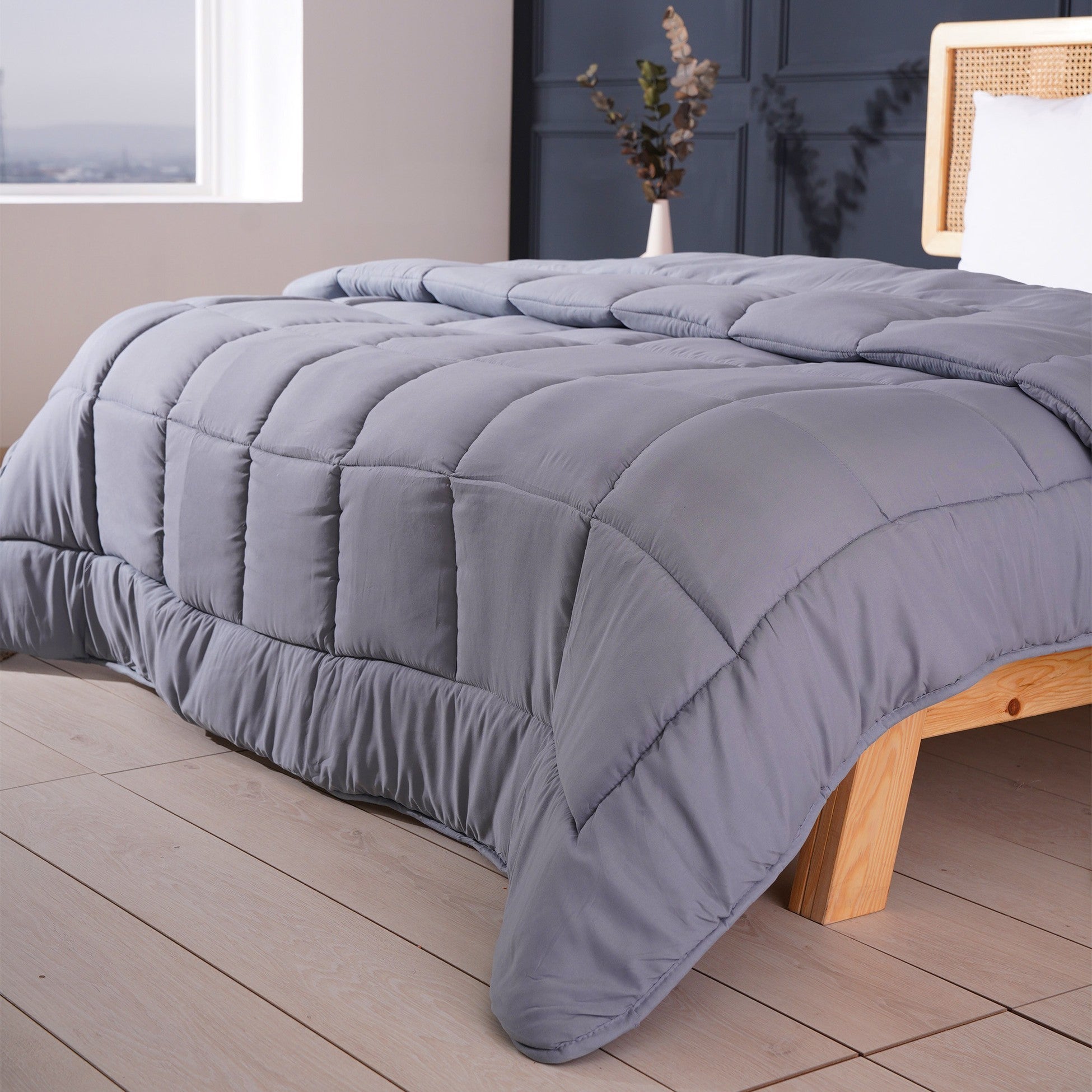 Het vier seizoenen dekbed van Vivid Dreams biedt het hele jaar door comfortabel slapen.