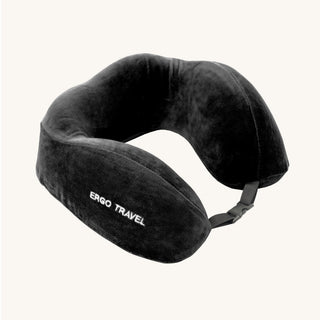 Het ergonomisch reiskussen van Sleep Comfy zorgt voor comfortabele reizen.