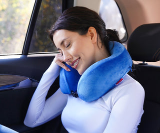Sleep Comfy reiskussen biedt een goede nachtrust met perfect hoofdkussen voor onderweg.